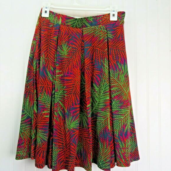 Lularoe Pleated Skirt Woman SMALL Madison Palm Leaf Print Pockets Office Career - Picture 2 of 7